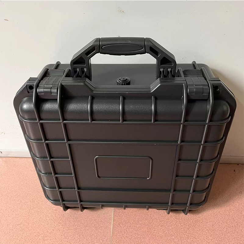 Cassetta degli Attrezzi Antiur - Fish Finder Case recensione e prezzo